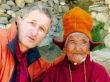 Stefano Dallari insieme ad una donna Tibetana